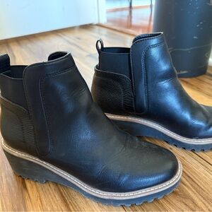 Dolce Vita Rango / Huey Black Ankle Boots